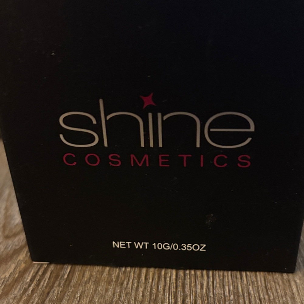 Bronzer - Shade Power - Picture 2 of 6